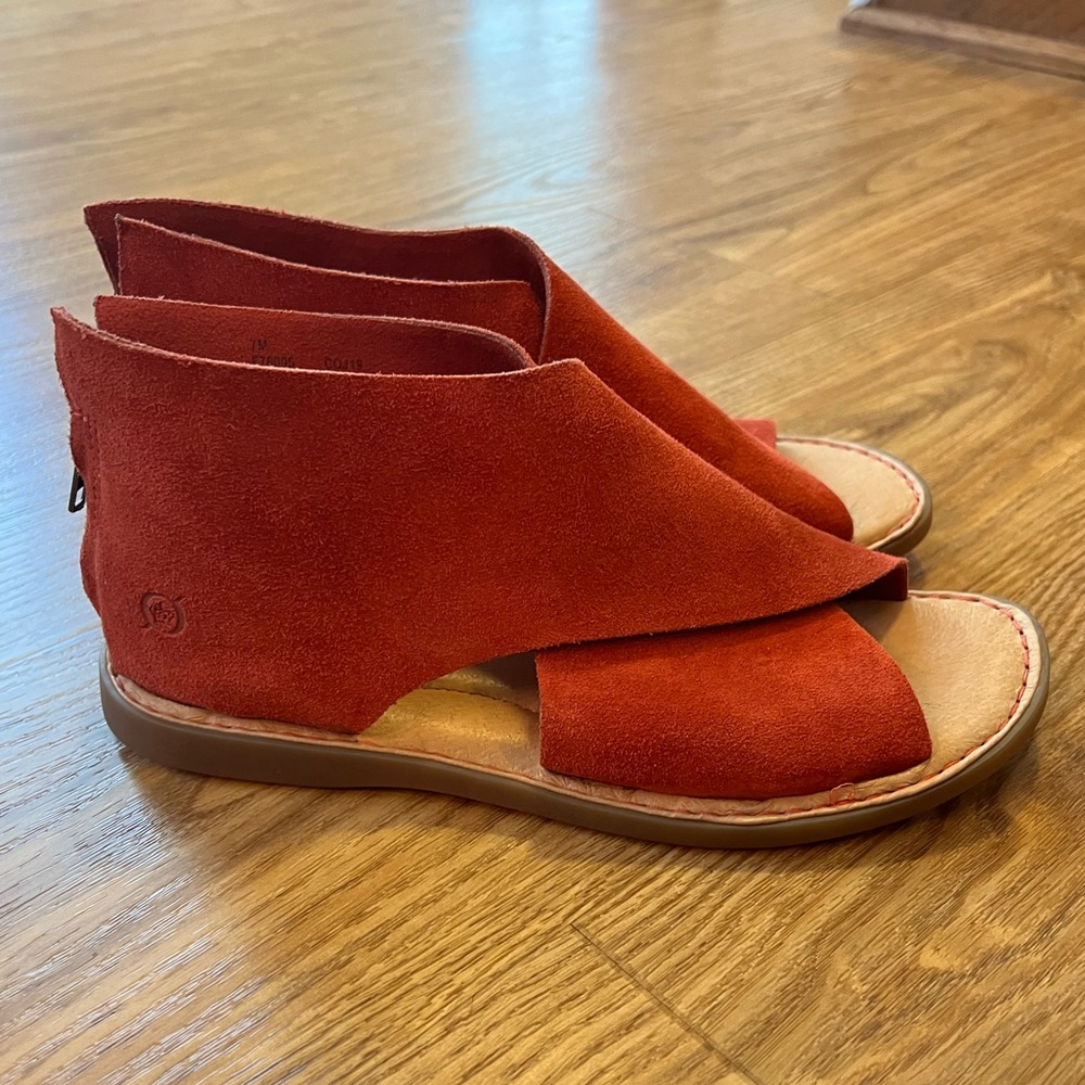 Born Sandals